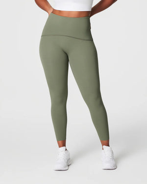 SPANXshape Booty Boost 7/8 Leggings